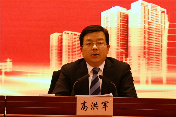高洪军指出,当前我市正处在蓄势待发,跨越赶超,奋力争当"南通推进